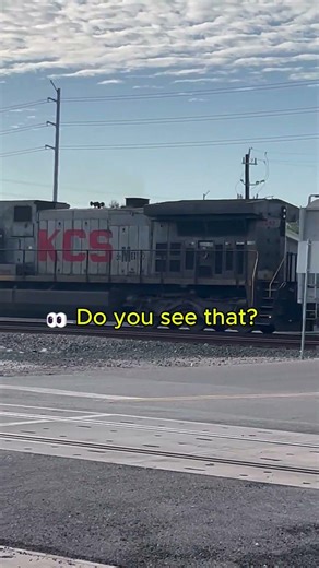 🚂🔥 Powerful Ghost Grey KCS de Mexico Engine Hidden in the Train