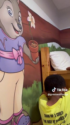 Check out how spacious these wolf’s dens are 👀!