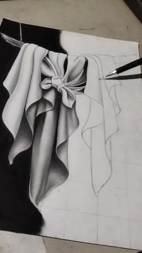 Realistic Drapery Drawing Techniques