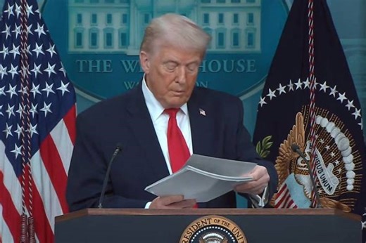 Trump mocked for slurred speech in chaotic briefing