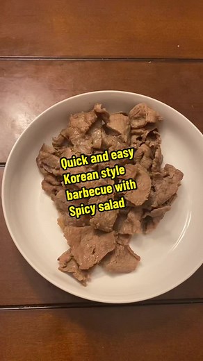 Quick and easy Korean style beef barbecue and spicy salad #koreanfood #koreanfoodrecipe #koreanbarbecue #korenbarbeque #koreanbeef #koreanrecipe #easykoreanrecipe #easykoreanrecipes #easykoreanfood