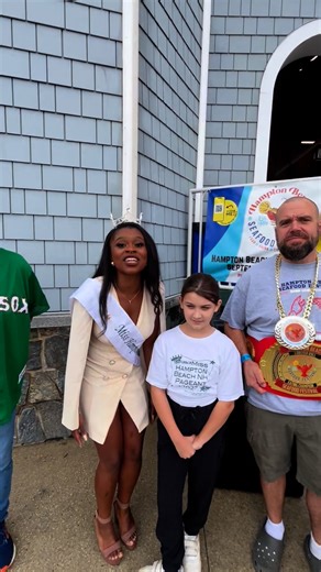 Our Miss Hampton Beach and friends with Lobster Roll Eating Contest winner Matt Stefanilo at the Hampton Beach Seafood Festival. #seafoodfestival #summervıbes #beaches #pageant #pageantlife #hamptonbeachnh #hamptonbeach #beachfun | Hampton Beach - "Official"