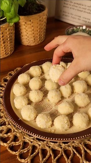 White Chocolate Raffaello Truffles 🥥 #easyrecipe #raffaello #dessert