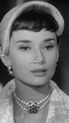 The Rescheduled Press Conference #trivia #analysis #audreyhepburn #classiccinema #rome