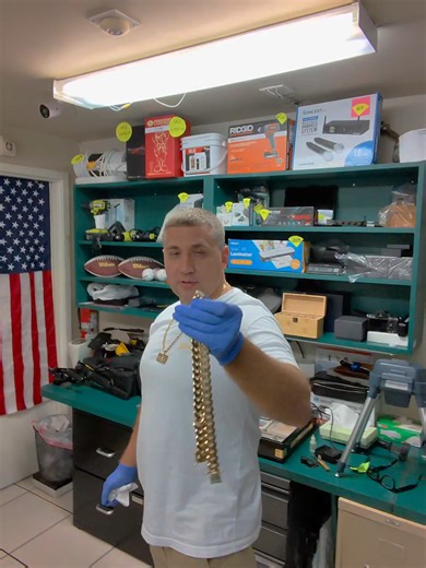 Shocking Price of a Massive Gold Chain Revealed!