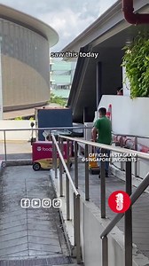 29K views · 228 reactions | FoodPanda robot delivery got stuck, it's brother came to the rescue  | Singapore Incidents | Facebook