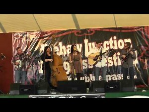 Alicia Nugent - Hillbilly Goddess