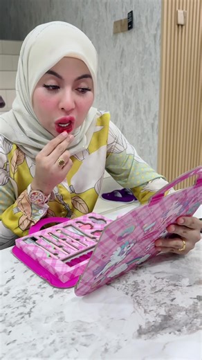 Makeup Set untuk Anak: Hadiah yang Tepat!