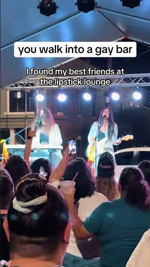 why gay bars are the best bars #wlw #lgbtq #livemusic