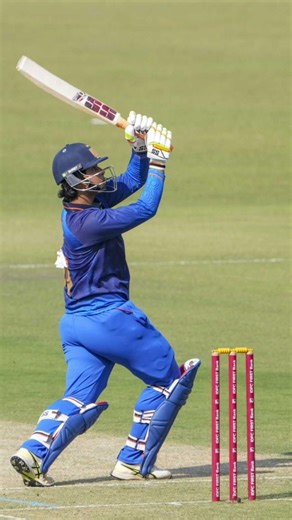 VAIBHAV Suryavanshi ने Usman Tariq की बोलिंग को देखकर क्या कहा? #cricket #cricketlover