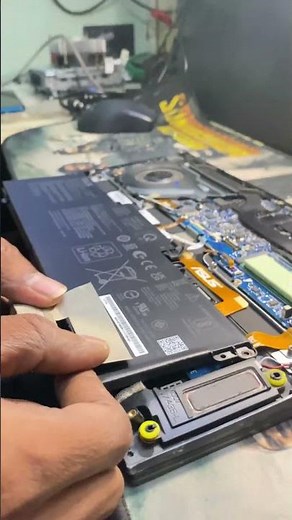 Asus Notebook UX435E battery replacement#shorts#asus