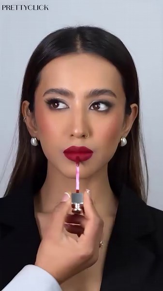 Indulge in the luxury of our PrettyClick matte lipstick, featuring a soft, elegant matte finish with a non-drying formula for long-lasting wear. Shade: FIERCE #prettyclicknepal #authentic #prettyclick #prettyclicklipcream | Prettyclick