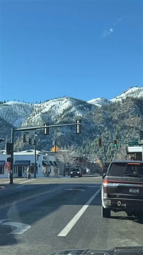 31 reactions · 4 comments | What a day! Bluebird after our first snow! #outdoors #mountainlife #climbing #mountains #hiking #markpattison #awesome #whatsyoureverest #adventure #resilience | Mark Pattison | Facebook