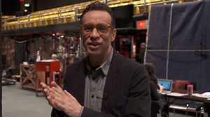 Fred Armisen Goes Behind the Scenes at ‘SNL’ at 40 | Hot Set!