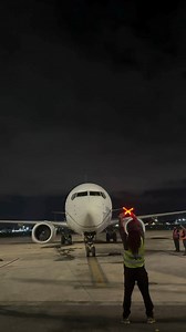 1.1M views · 37K reactions | The Power of Communication is so beautiful. incase you’re wondering what his job is; He’s a ramp agent, also known as a ground operations agent or fleet service agent. : @jvaz.aviation  | SMITH AZIAH | Facebook