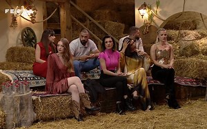 LIVE/ Nis spektakli më i veçantë në Shqipëri “Ferma VIP”, ndiqni surprizat, emocionet dhe eliminimet - Vizion Plus