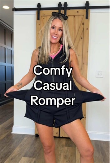 This sporty half-zip romper is the definition of throw-on-and-go 🙌 Loose, lightweight, and so flattering! Perfect for workouts, errands, or just everyday comfy vibes. I love that it’s not tight but still looks put together. Definitely one of those pieces you’ll grab on repeat💛 #romper #rompers #summeroutfits #cuteandcomfy #sportygirl @TanmingFashion