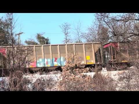 CSX 7313 leads E926 northbound at Lorton, VA on 1/28/26