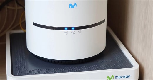 Actualizar tu router de Movistar puede traerte nuevas funciones: tres maneras de tener tu firmware a la última versión