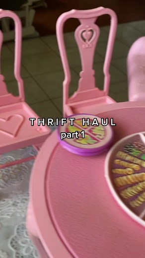 Identifying 80-90s Vintage Barbie Dolls - Expert Guide