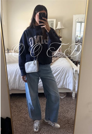 Happy Friday! Love y’all 🤍