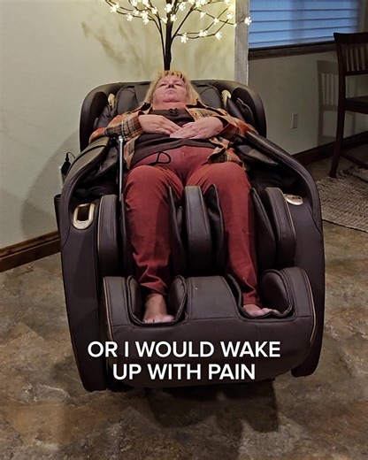Why Spend Thousands More? The Relaxe Shiatsu Massage Chair Outperforms the Competition at a Fraction of the Cost Imagine enjoying a full-body massage that rivals those of luxury spa chairs priced in the thousands—right in your own home. The Relaxe Shiatsu Massage Chair delivers unparalleled comfort with its 53-inch SL track for complete neck-to-toe relaxation, 28 expertly positioned airbags for targeted relief across your entire body, and carbon fiber heating to melt away muscle tension. Recogni