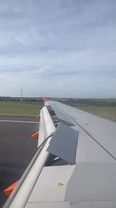 Airbus A320 Landing #aviation #aviationlovers #reels | Aviation World
