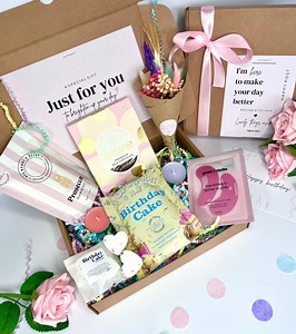 Birthday Gift Box for Her: Pamper Hamper With Treats, Birthday Gift for Friend, Birthday Gift for Mum, Birthday Treat Box, Birthday Hamper - Etsy