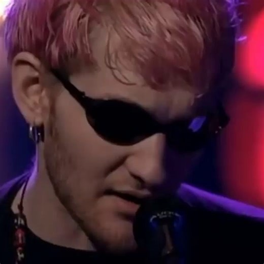 🕯️ Alice in Chains' 'Jar of Flies' turns 32 today. RIP Layne Staley.⁠ ⁠ In 2013, AIC bassist Mike Inez told us that the song that most makes him think of Layne is "Nutshell." "Layne was very honest with his songwriting. And in 'Nutshell,' he really put everything in a nutshell for everybody," Inez said. "That song still gets me choked up whenever I play it." | REVOLVER Magazine