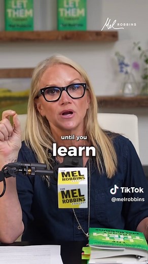 Taking Back Your Peace and Happiness with Mel Robbins