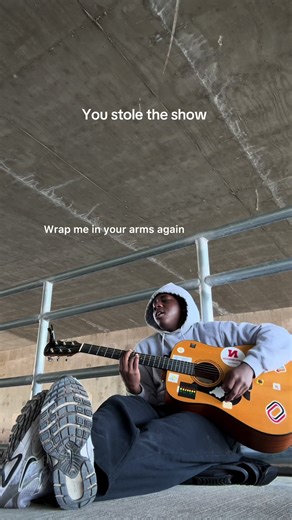 Sienna Spiro Cover of 'You Stole the Show'