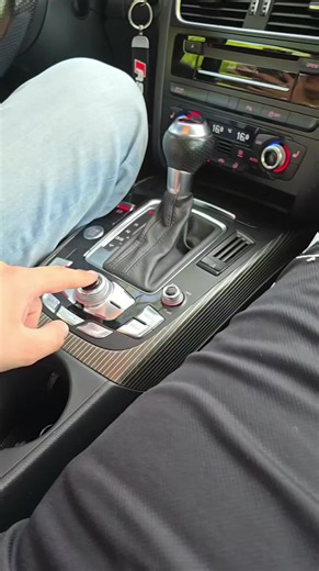 #trend #car #airstrike #war #audi