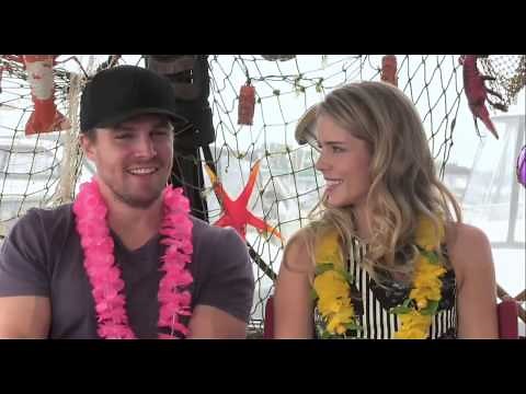 Stephen Amell and Emily Bett Rickards SDCC 2013 Interview