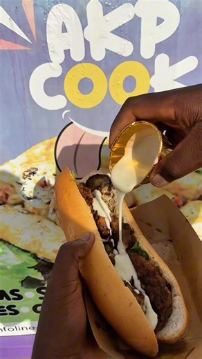 C’était trop Bon @AKPCOOK, le fast-food #benintiktok🇧🇯 #viral #foryoupage #cotonou229🇧🇯
