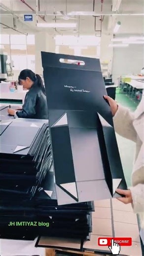 folding box making #boxmaking#boxmanufacturing#rigidbox#packaging#giftbox#factoryprocess