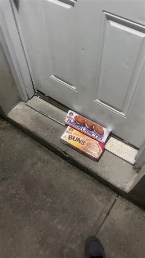 Watch out for traps like these yall | trap outfits