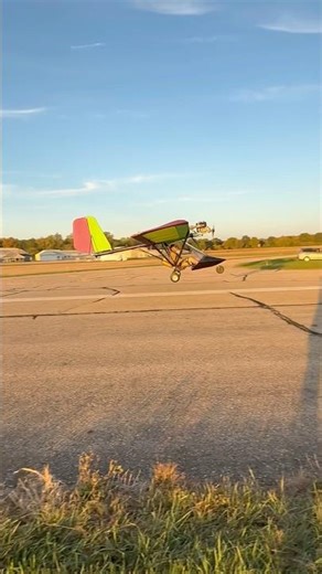 Flightstar ultralight landing runway 15 at 3TR