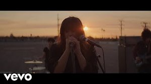 Cat Power - Woman (feat. Lana Del Rey) (Official Video) Chords - ChordU