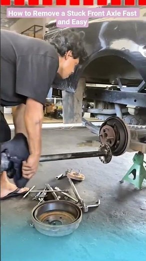 How to Remove a Stuck Front Axle Fast and Easy #shortvideo #autorepair #mechanic