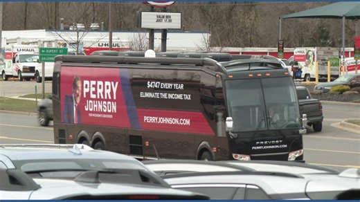 Republican gubernatorial candidate Perry Johnson stops in Grand Rapids