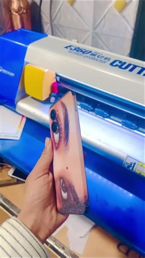 mobiles laminishion cutting virel. #smartphone #speakershopping #powerbankapp #repair #smartwatch