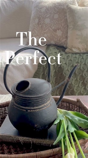 Cottage Core Spring Centerpiece Idea! 🌿 | Vintage Modern Style | #springdecor #homedecor