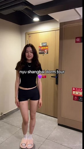 Exploring My NYU Shanghai College Dorm with My Roommate 🥰