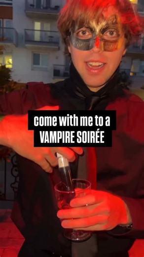 WHAT A SPOOKY NIGHT!! THX @hauntedsoiree | graysworld