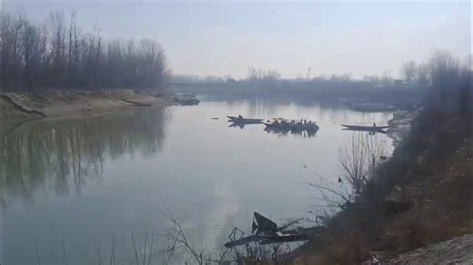 Pulwama: Months After September Floods, Damaged Jhelum Protection Wall at Oukho Still Unrepaired, Locals Express Concern | News18 JKLH