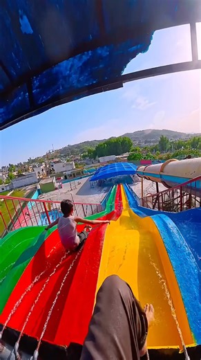 Waterpark slide poV #parkour#speedrun #freerun #park#waterslide #fun#parkourlife #youtubeshorts