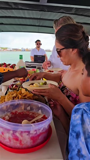 Experience Nightlife at Sea Lounge Belize