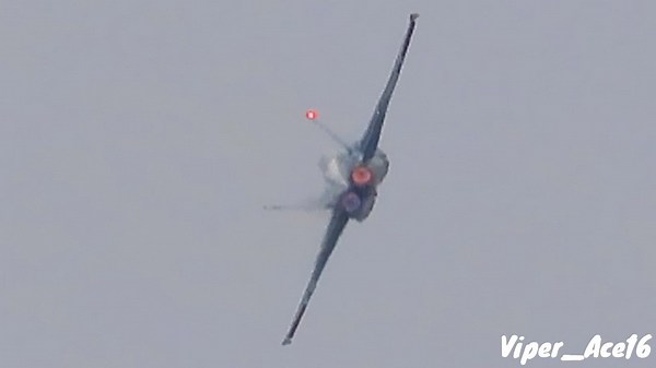How the RCAF CF18 Proved Its Power and Precision in a Stunning Air Demo