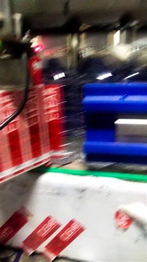 Neeraj Rai on Instagram: "Bottling sticker............ Bottel par stickers aase lagte hai"