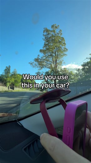 We definitely would! Cannot wait to get this little Hook out into the world 💕 #invention #femalefounder #phonecase #caraccessories #ugccreator